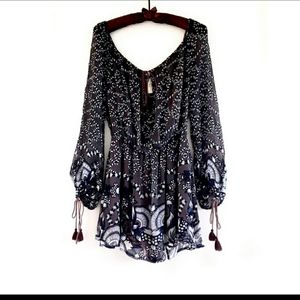 TJD Flowy Bohemian Romper w Tassel Ties Size M